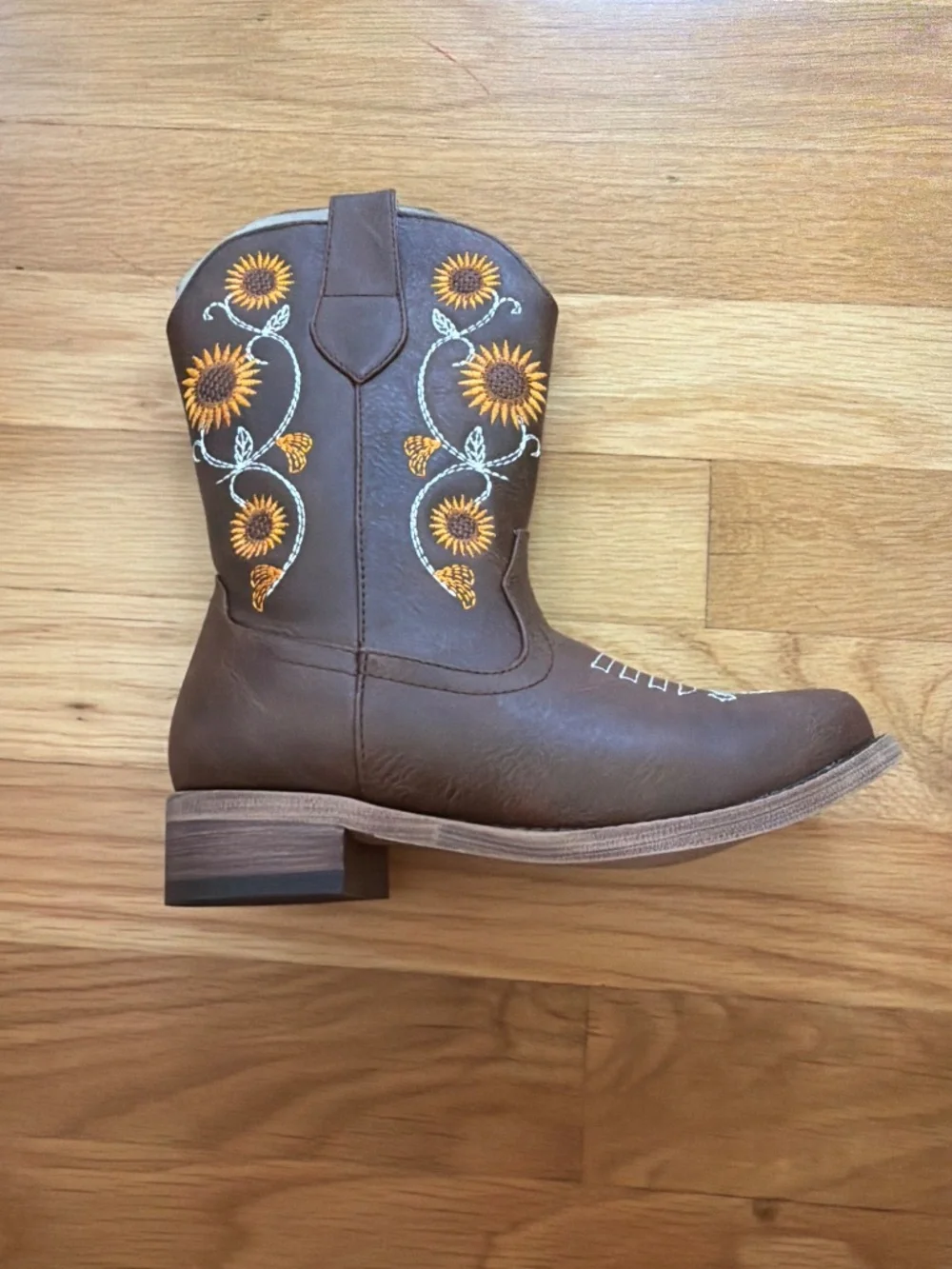N/A girls size